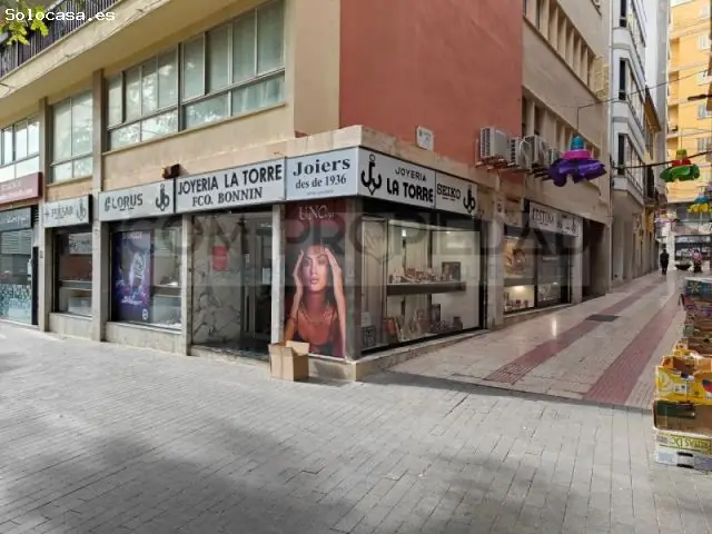 Local Comercial en Esquina en Inca 171m2