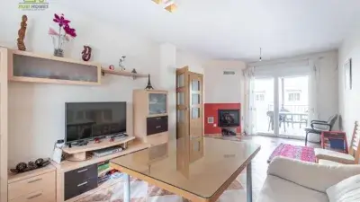 Casa con Piscina en Belicena Tres Plantas