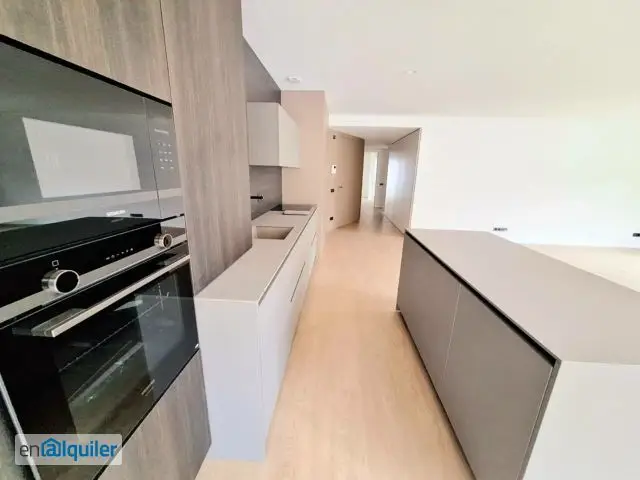 Alquiler Piso Centro 140m2 3 Dorm 2 Baños Ascensor Piscina Parking