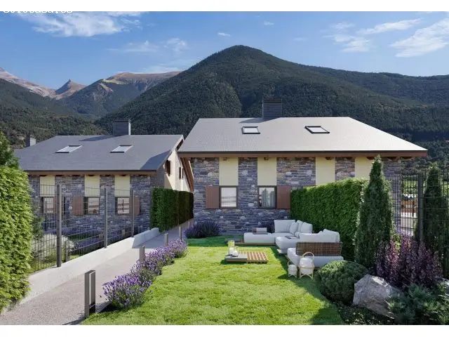 Prados De Izuel II Villanua: Casas de Lujo en los Pirineos