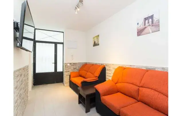 Alquiler Habitaci
ón 65m
² Madrid Acacias Embajadores
