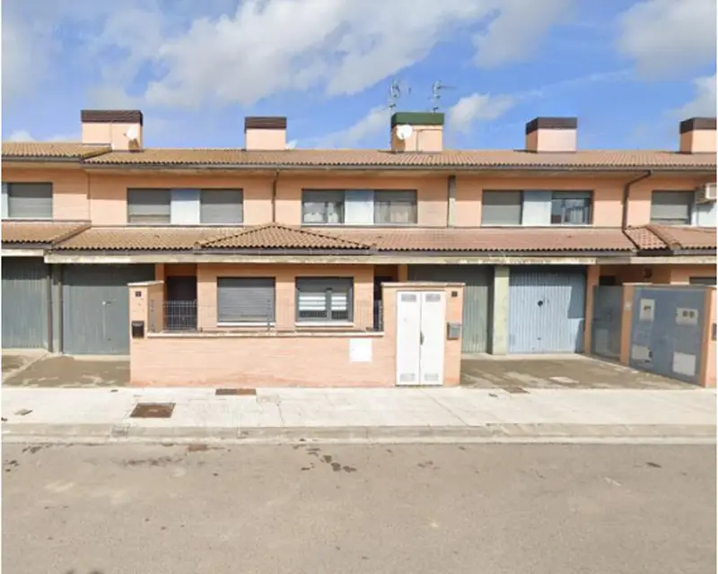Local en Venta Castejón 72.9 m²