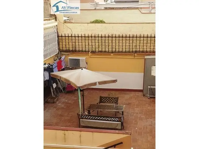 Casa con Terraza 50m2 en Guinardo