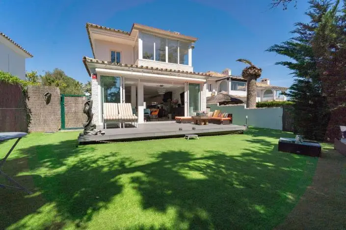 Villa en Venta Calahonda 3 Dormitorios