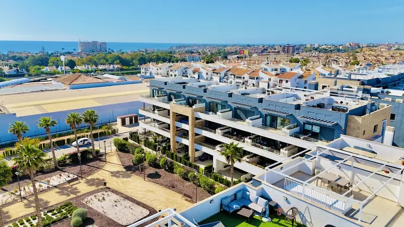 Piso de 2 Dormitorios en venta Playa Flamenca, España