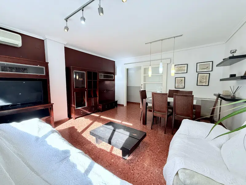 Piso en venta Valencia centro 123m2 para reformar