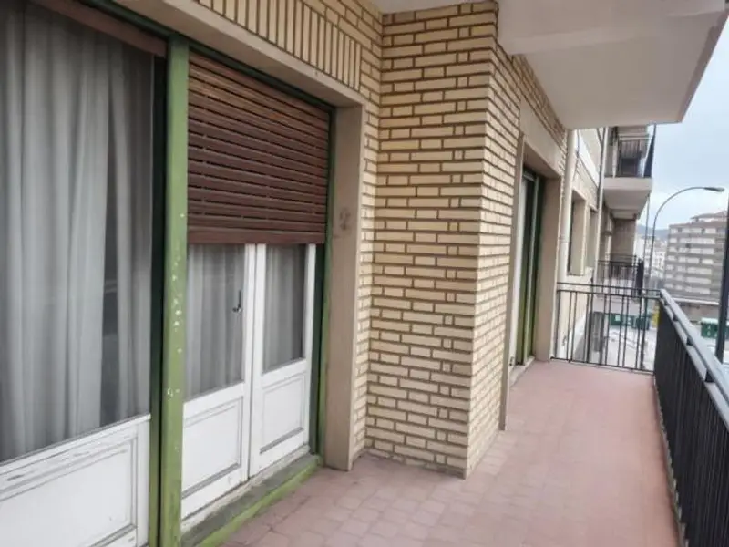 venta Piso en Pamplona/Iruña, Navarra (50016119417.529129)- Globaliza