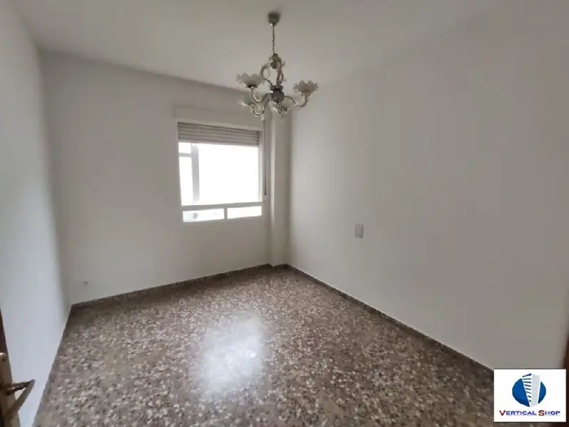 Venta Piso 4 habitaciones Corona de Aragón Caudete