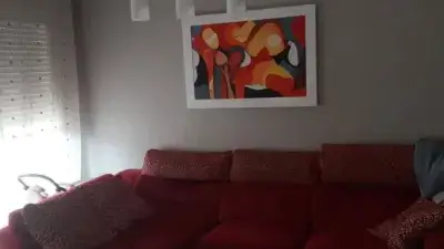 Chalet Adosado en Urbanizacion Privada con Jardin y Garaje