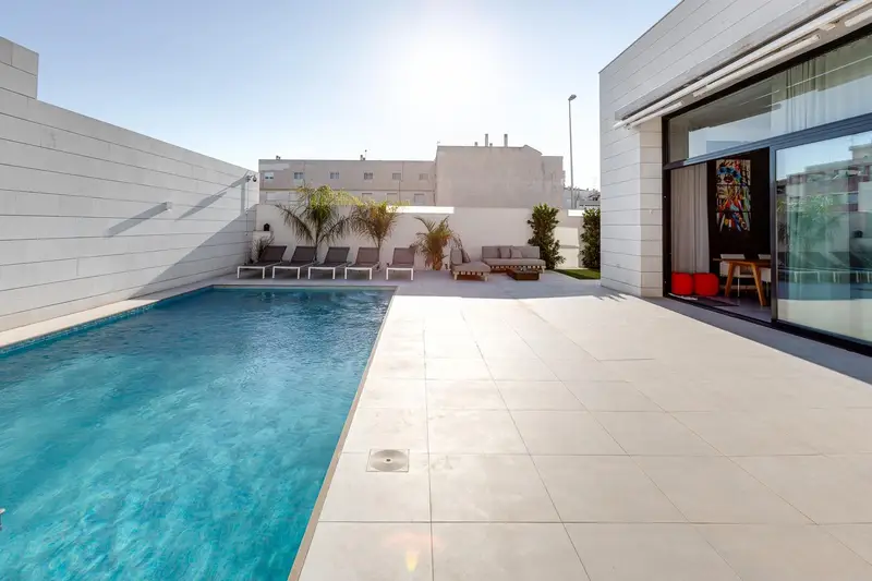 Casa en Venta Pilar de la Horadada con Piscina y Terraza