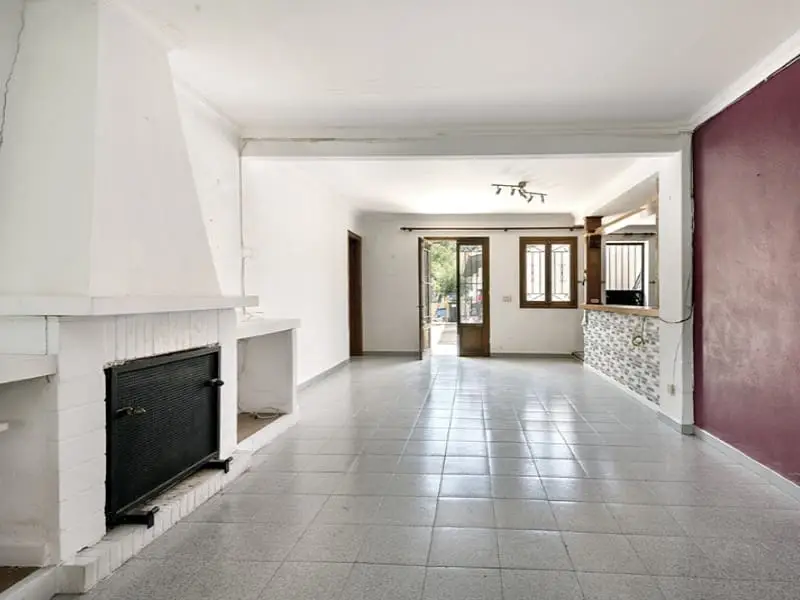 Casa Rural en Alaró Mallorca para Reformar con Vistas a la Montaña