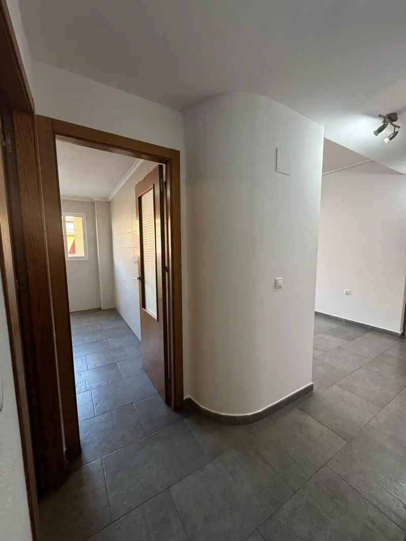 Apartamento 3 Dormitorios Almoradi Teatro Cortes