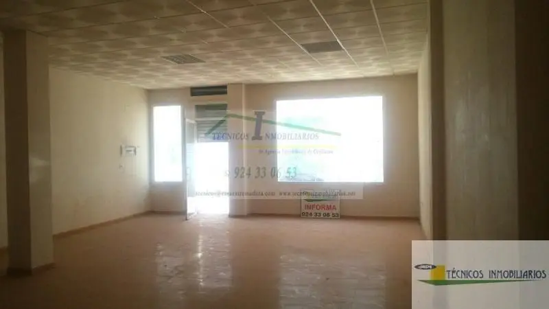 Venta Local Comercial en Merida, Badajoz
