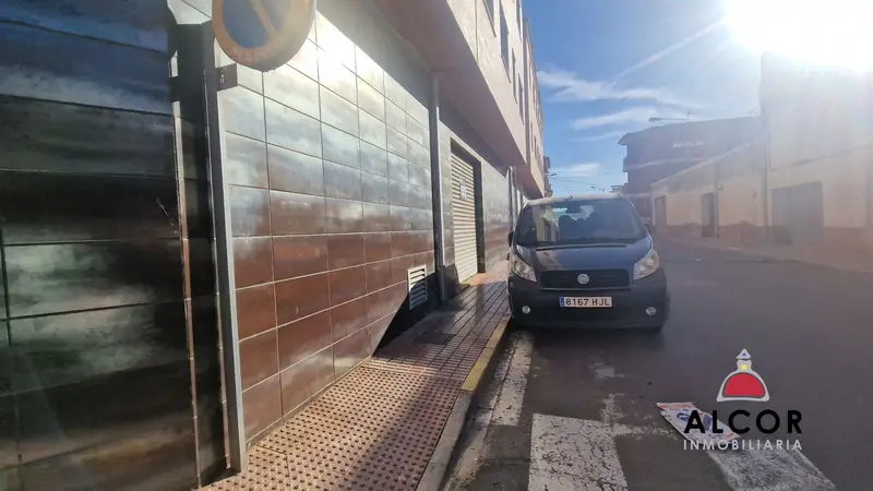 Venta Local Comercial Torreblanca 163m2 Ref 3943