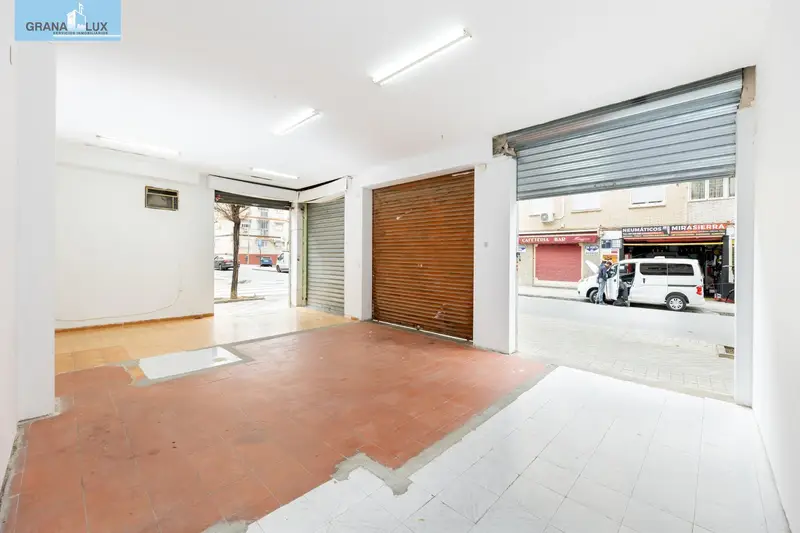 Venta Local Comercial Mirasierra Granada 61m2