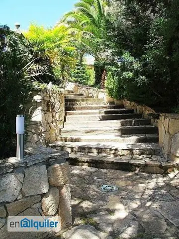 Chalet en Boadilla del Monte con Piscina y Jardin
