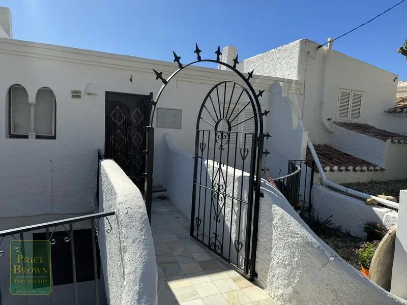 Apartamento con Vistas Panorámicas en Cortijo Grande