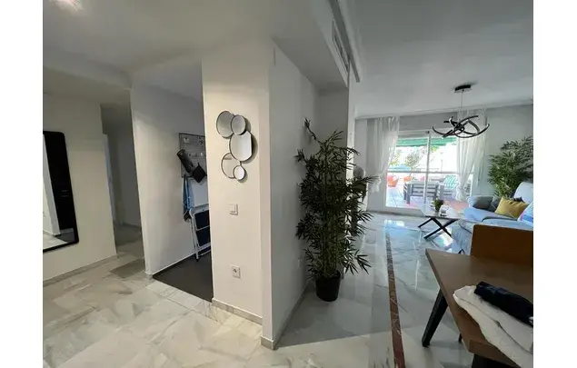 Alquiler Apartamento 2 Dormitorios 160m2 Nueva Andalucía