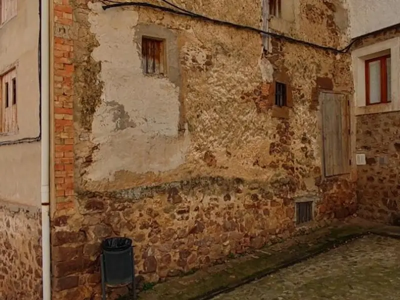 Chalet para rehabilitar en El Rasillo La Rioja