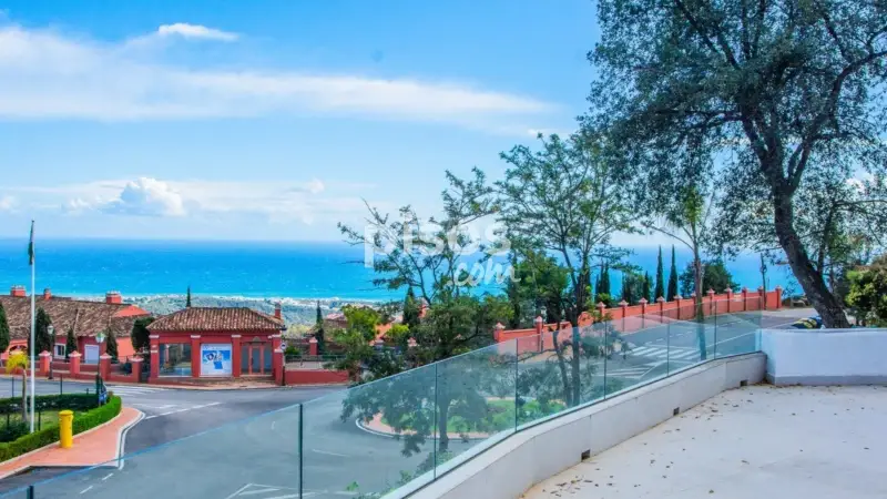 Apartamento de Lujo en La Mairena con Vistas al Mar