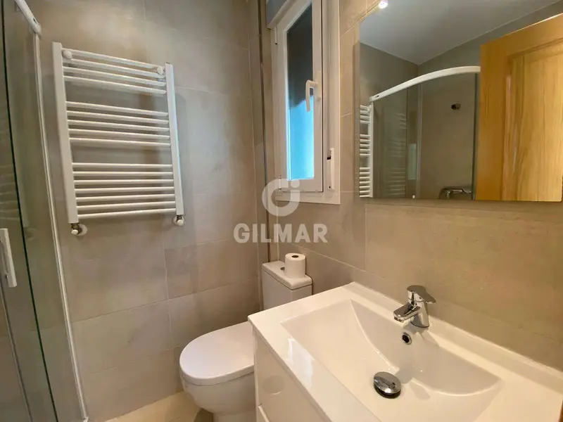 Chalet Pareado en Ciudad Jardin Madrid 3 Dormitorios Jardin Privado