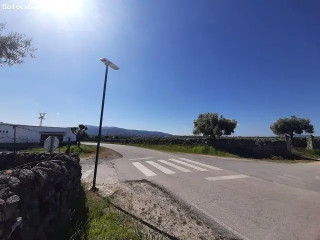 Terreno Urbano en Albalá con Vistas a Montánchez