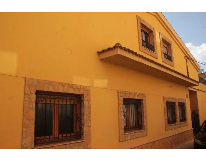 4 Bed Townhouse for sale
