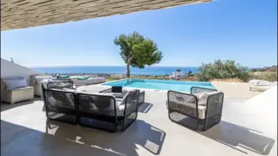 Chalet en Venta en Benalmádena con Vistas al Mar
