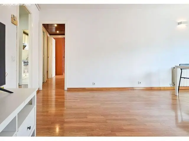 Piso en Venta en Cornellà de Llobregat Barcelona