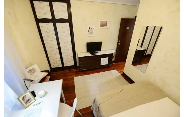 Habitacion 120m2 Bilbao Estancia Media Larga