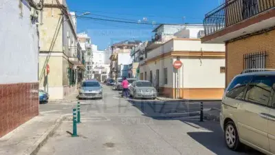Casa en Camas  Una planta con Terraza y Trastero