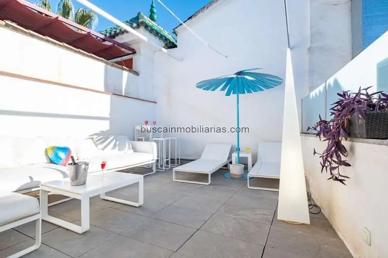 Casa Moderna en Granada Centro Junto a la Catedral