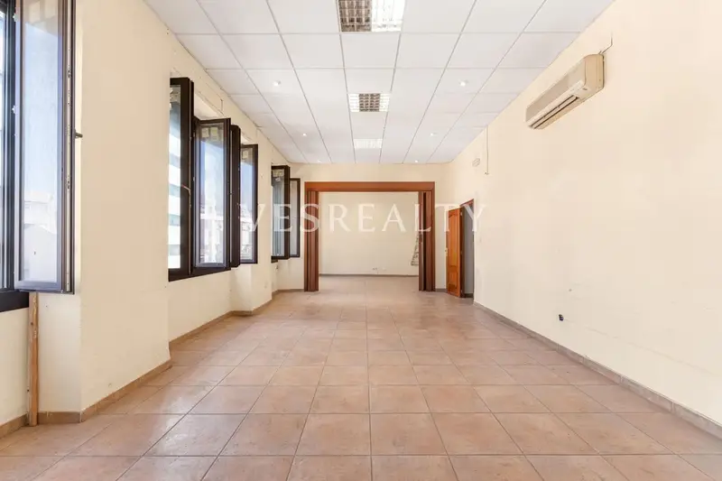 Oficina en Alquiler Centro Alicante 190m² Avda Constitución
