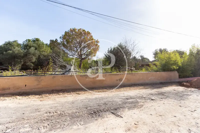 Parcela en Venta La Eliana 702m2 Cerca del Centro