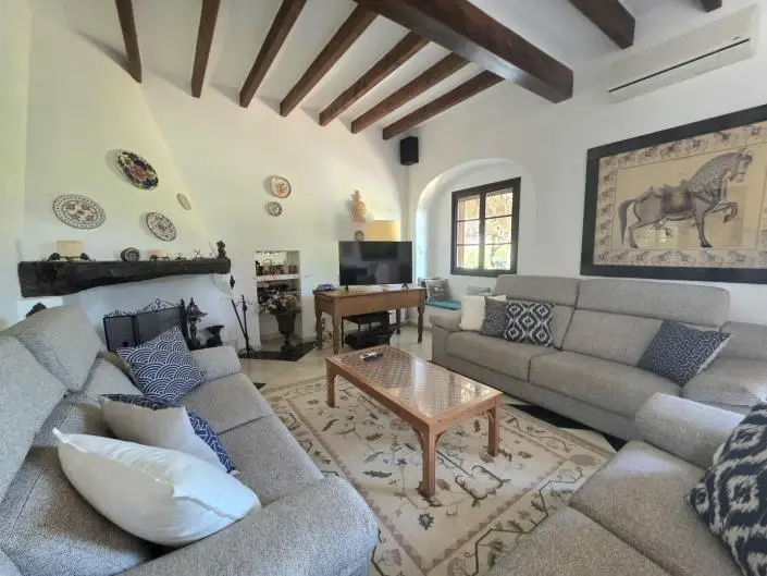 Casa rural 6 dormitorios con piscina