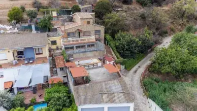Chalet en Granollers 274m2 Reformado con Piscina y Garaje