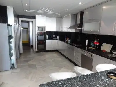 Apartamento 5 Dormitorios en Puerto Banus