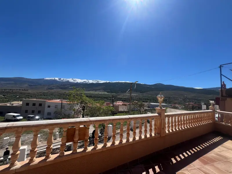 Venta Casa con Chimenea Fiñana 520m2 4 Dorm 2 Baños Garaje Terraza