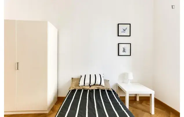 Apartamento 7 Dormitorios Lavapiés Estudiantes Madrid