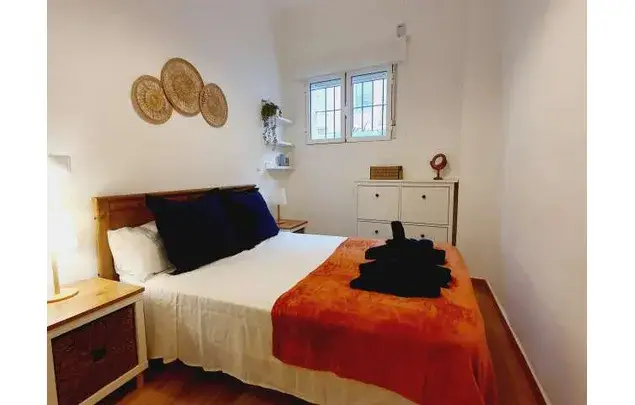 Apartamento 2 Dormitorios Amueblado Madrid Valdeacederas