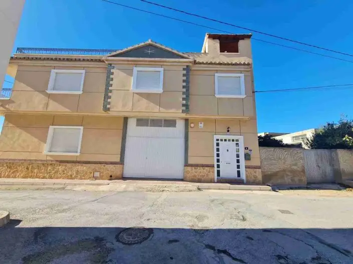 Casa en Orihuela Costa Blanca con Solarium y 3 Dormitorios