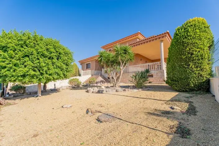 Villa 5 Dormitorios Antas 288m2 Garaje 252m2 Parcela 886m2