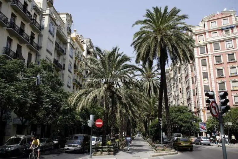 Nave industrial en venta en Valencia