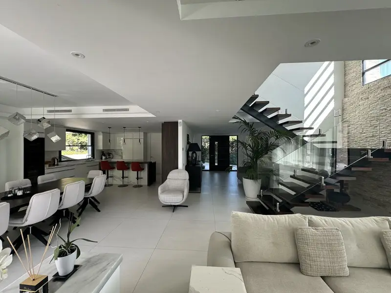 Villa Moderna 6 Dormitorios Monte Biarritz San Pedro Alcántara