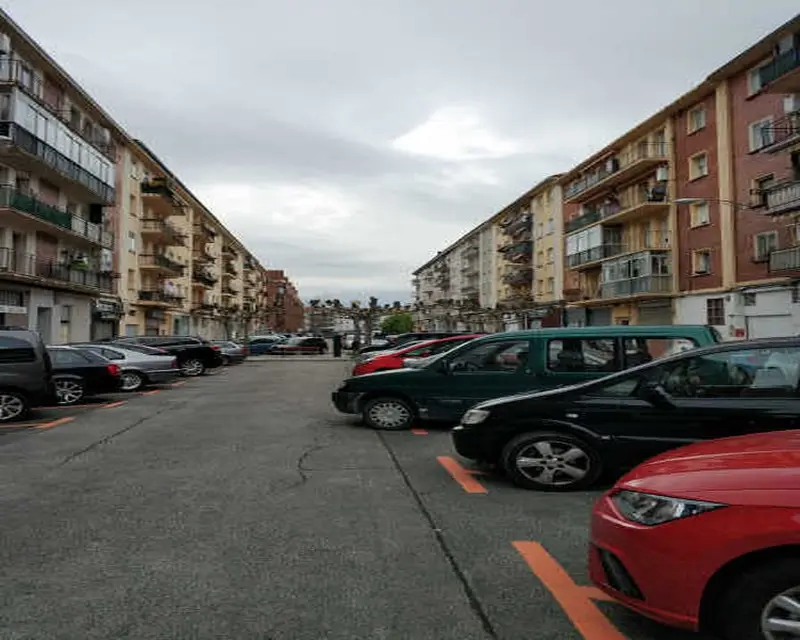 Local 670m2 en Vidangoz Pamplona