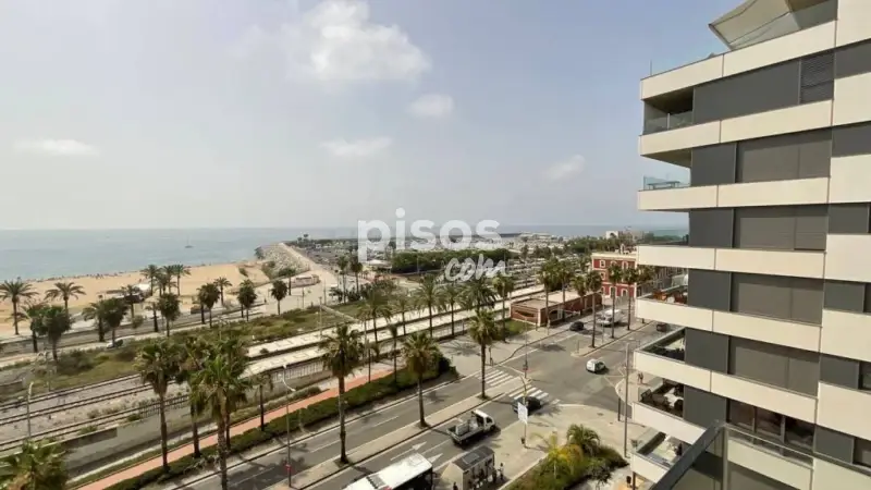 Atico en venta en primera linea de mar