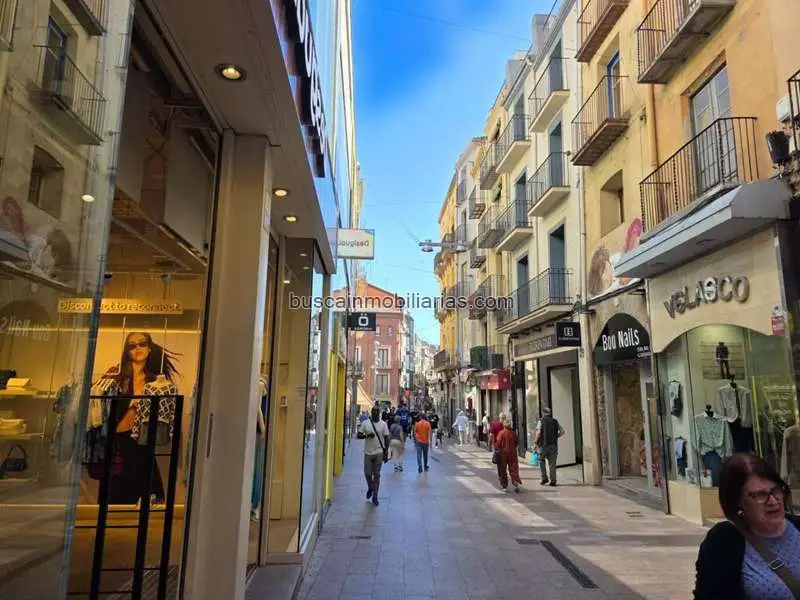 Edificio con Local Comercial en Venta Lleida Centro Ideal Inversores