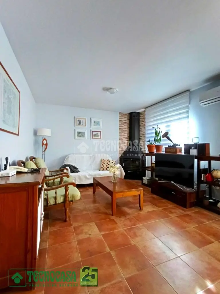 Casa en venta en C. Noblejas