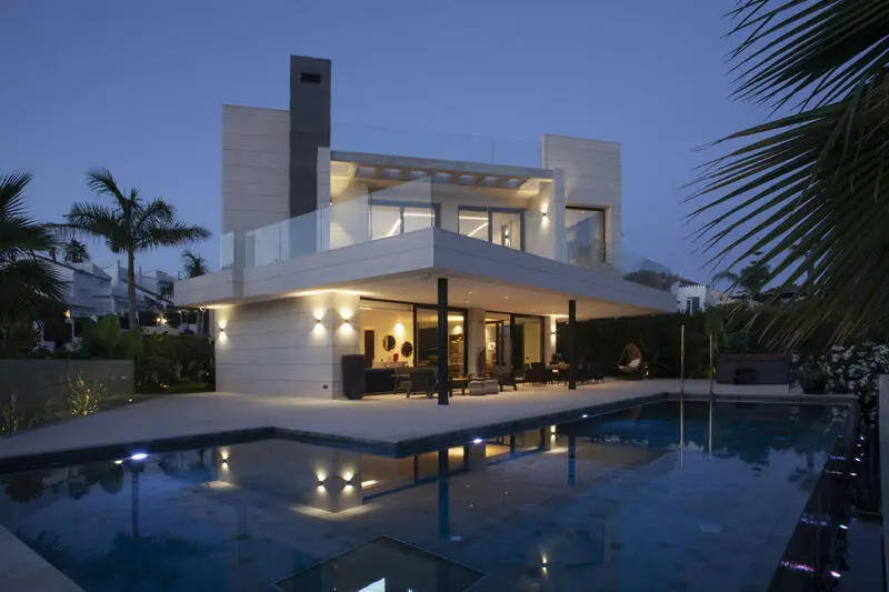 Villa de Lujo 7 Dormitorios Nueva Andalucía