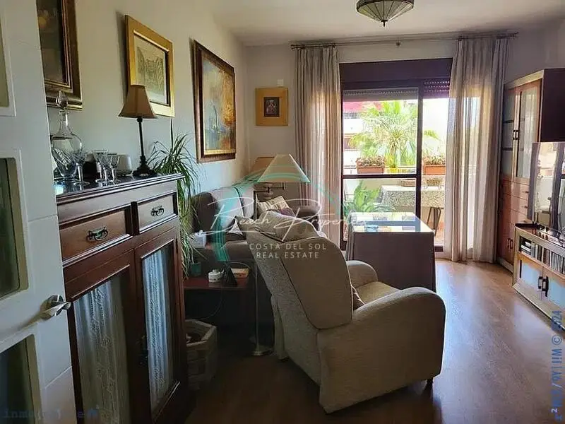 Apartamento en venta Torre del Mar 2 dormitorios cerca de la playa